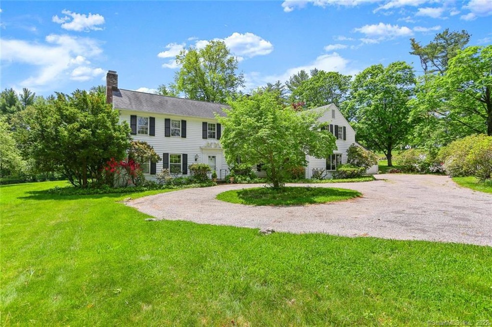 52 Turtle Back Rd, New Canaan, CT 06840 - photo 1