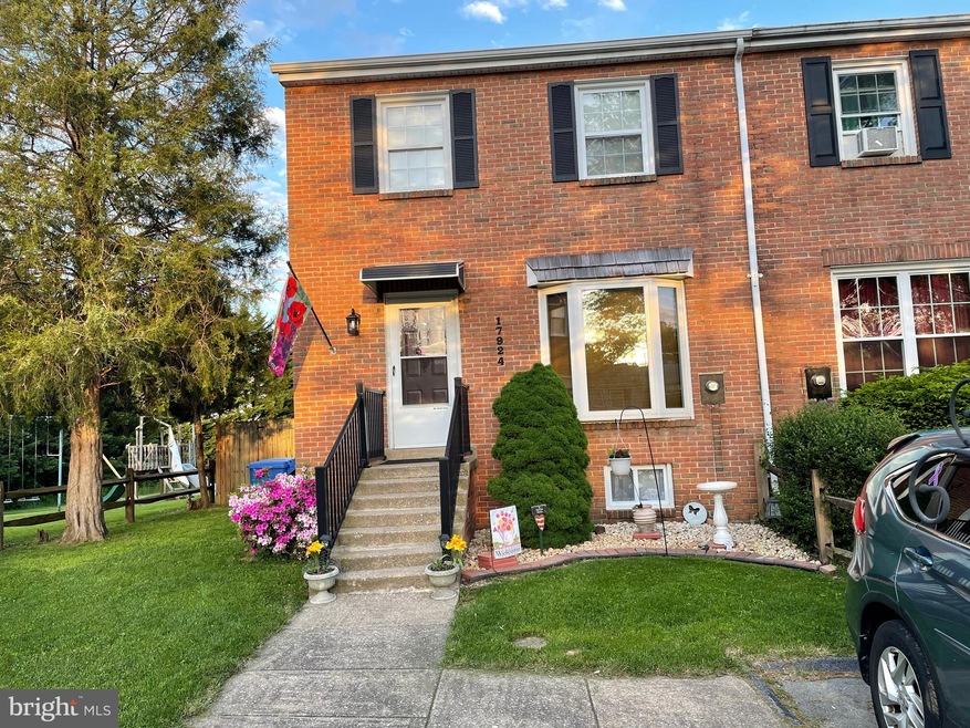 17924 Hickory Ln, Hagerstown, MD 21740 - photo 1