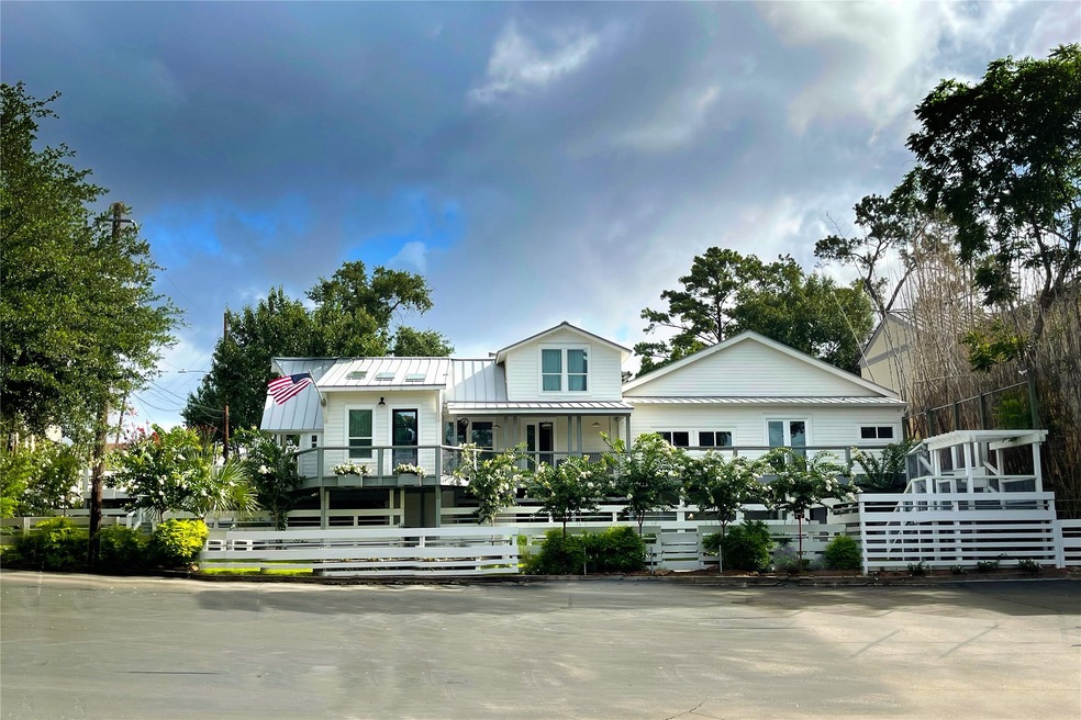 5731 Logan Ln, Houston, TX 77007 - photo 1