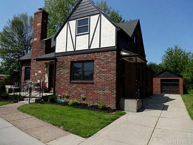 Exterior Front Stately but updated to todays life 