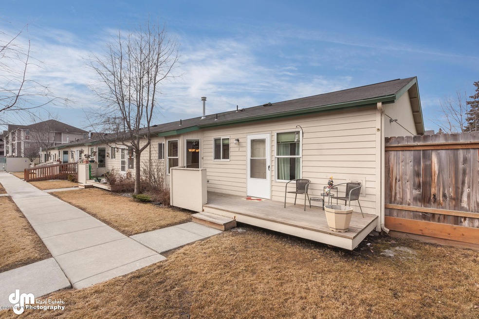 1401 W 26th Ave Unit F1-large-001-Exteri