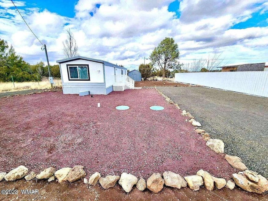 8752 Lance Dr, Show Low, AZ 85901 - photo 1