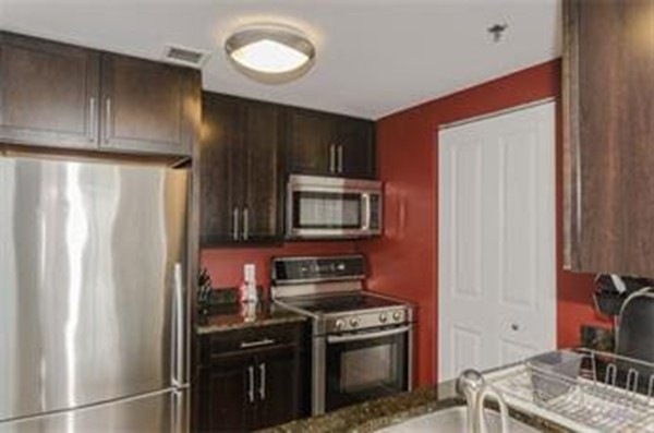 10 Museum Way unit 1721, Cambridge, MA 02141 - photo 1