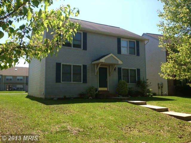 2004 Ashley Dr, Chambersburg, PA 17201 - photo 1