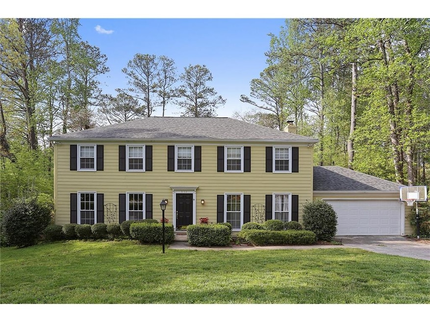Perfect home with great curb appeal in award-winni