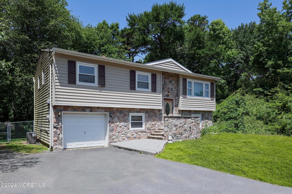 262 Cedar Swamp Rd, Jackson, NJ 08527 - photo 1