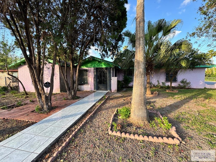 For Sale $139,900 • Co-Listing Agent