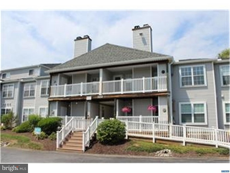 400 Waters Edge Dr unit 400, Newark, DE 19702 - photo 1