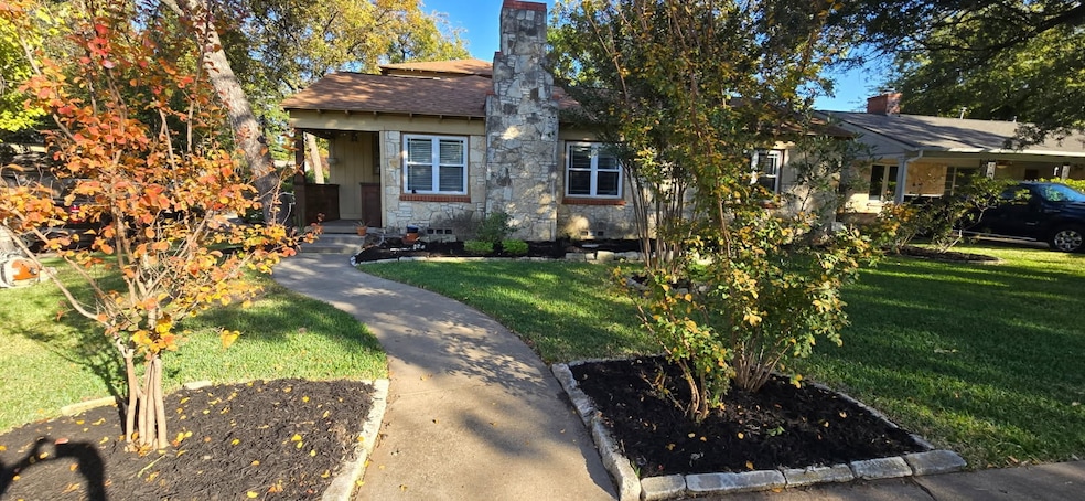 4244 Concho St, Dallas, TX 75206 - photo 1