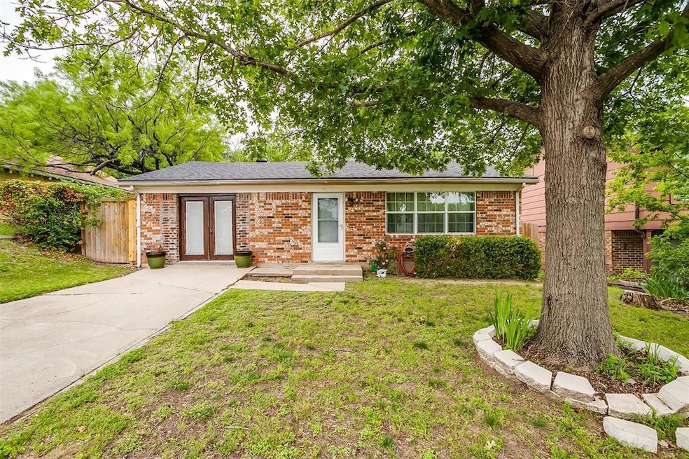 836 Max St, Fort Worth, TX 76108 - photo 1