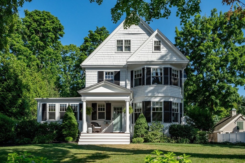 10 Elm St, Hingham, MA 02043 - photo 1