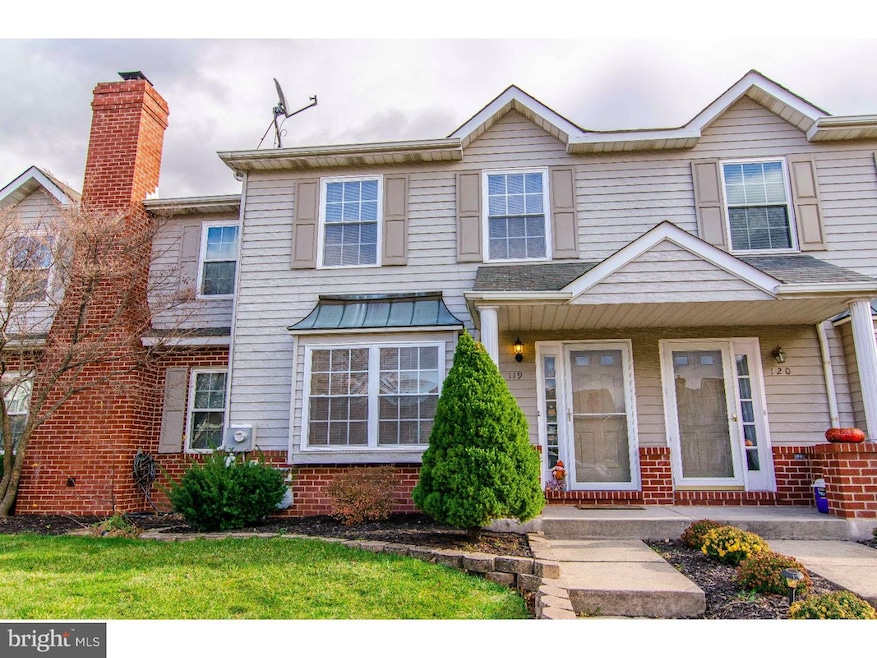 119 Regal Ct, Royersford, PA 19468 - photo 1