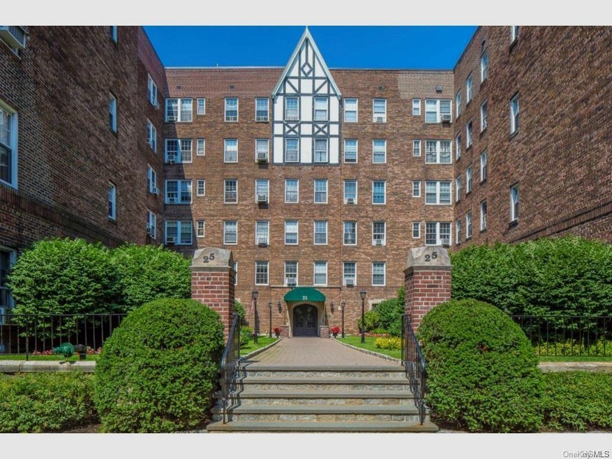 25 Parkview Ave unit 1J, Bronxville, NY 10708 - photo 1