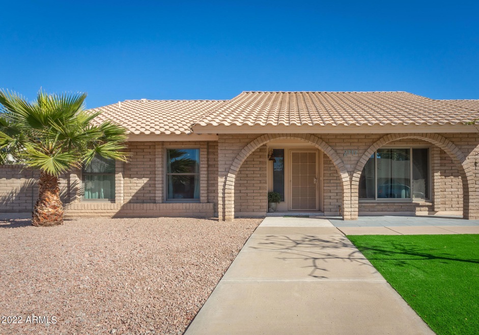COMING SOON - 4BED, POOL, Dobson Ranch!