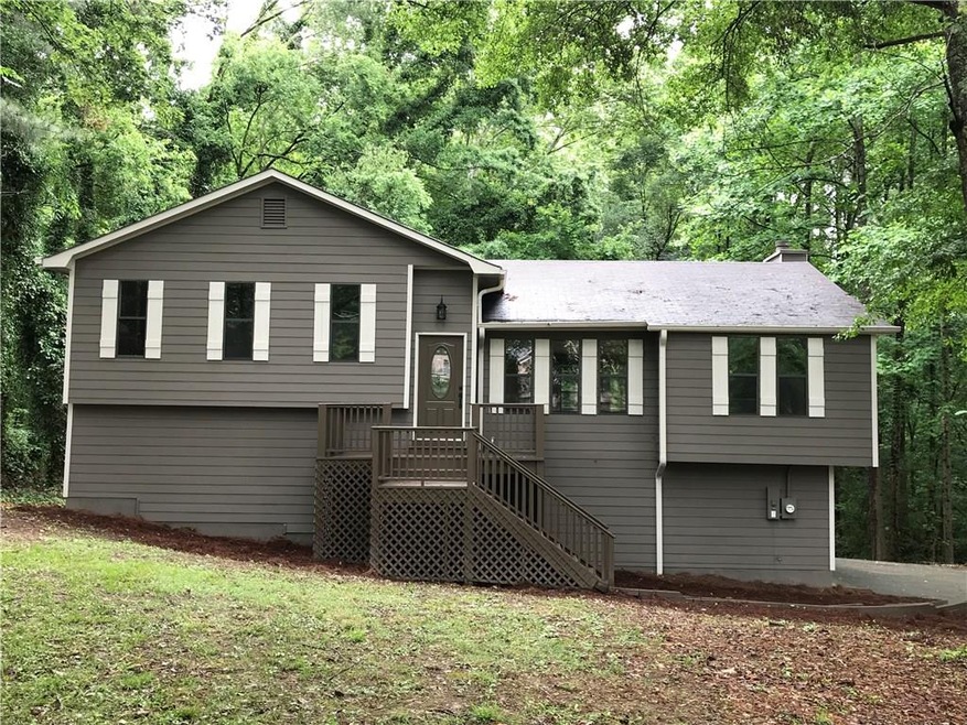 2858 Emerald Ln, Acworth, GA 30102 - photo 1