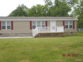 2105 S 5th St, Mascoutah, IL 62258 - photo 1