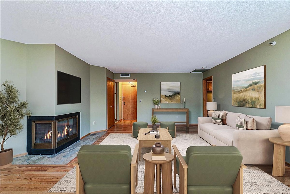 Pending $229,900 • Co-Listing Agent