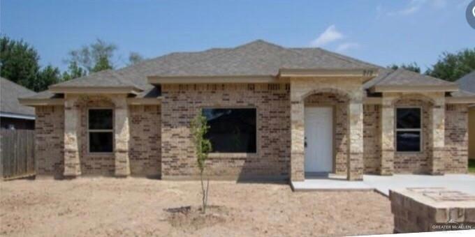 1109 Northpoint Dr, Pharr, TX 78577 - photo 1