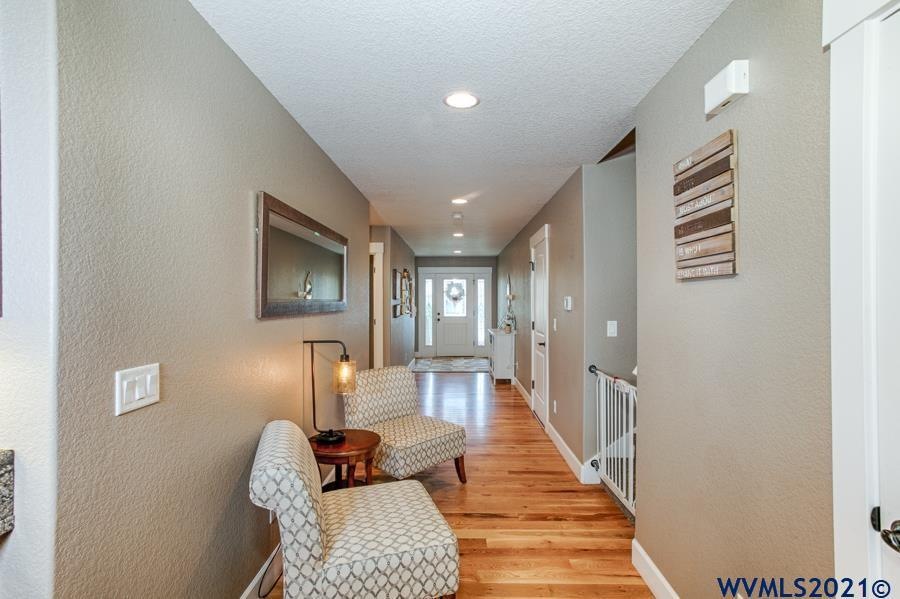 1226 S 8th St, Independence, OR 97351 - photo 1