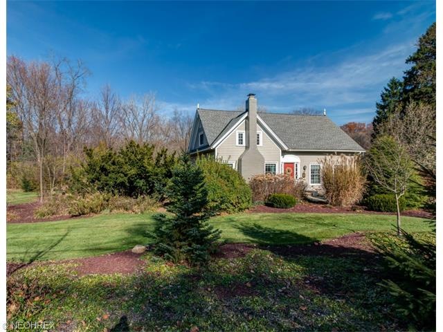 363 E Garfield Rd, Aurora, OH 44202 - photo 1