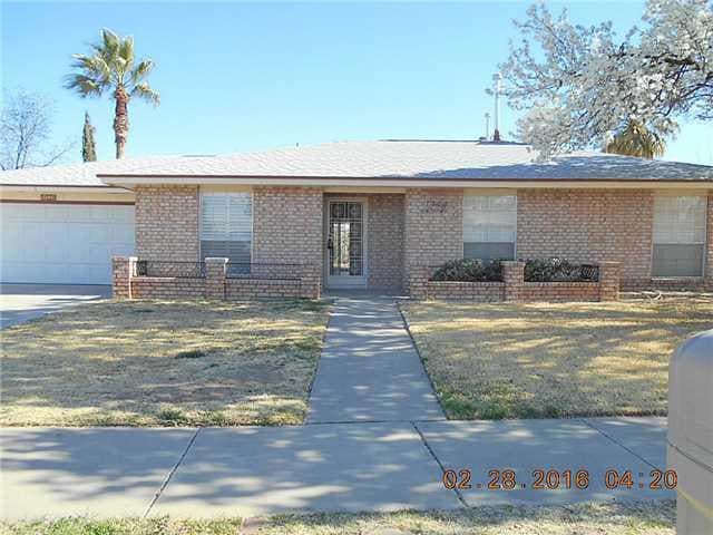 1944 Octubre Dr, El Paso, TX 79935 - photo 1