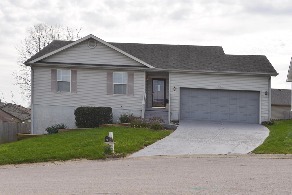 104 Pebble Beach Ct, Frankfort, KY 40601 - photo 1