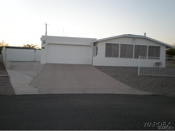 Front View wMotor Home Pking