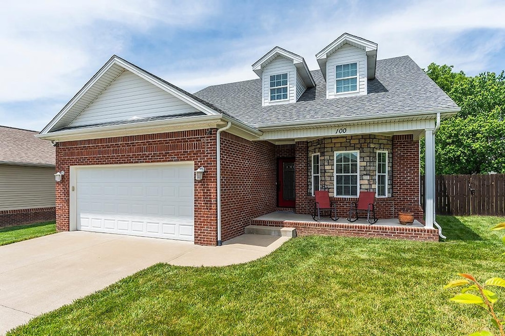 100 Red Robin Way, Wilmore, KY 40390 - photo 1