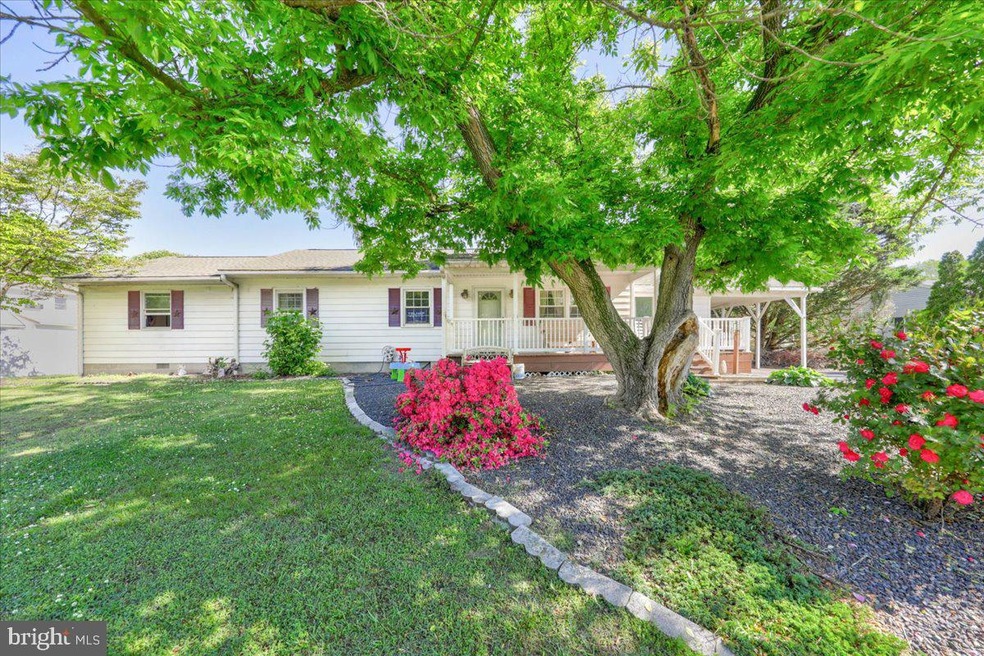 105 Broad Creek Rd, Laurel, DE 19956 - photo 1