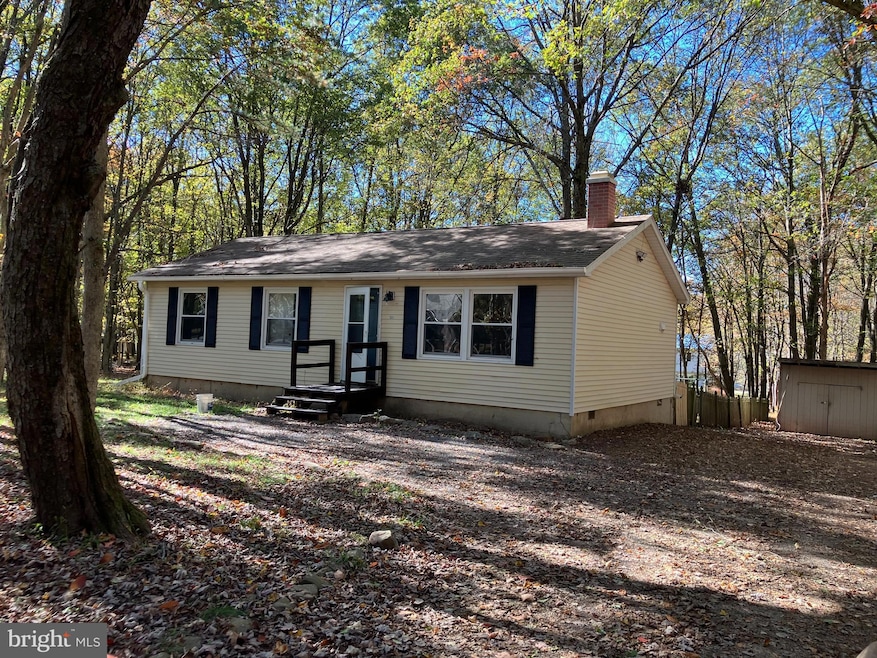 101 Mohawk Trail, Albrightsville, PA 18210 - photo 1