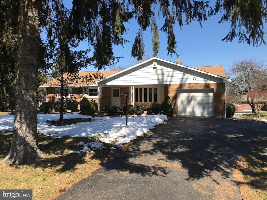 4791 Cherry Ln, Center Valley, PA 18034 - photo 1