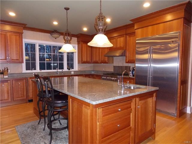 12 Butternut Ridge, Newtown, CT 06470 - photo 1