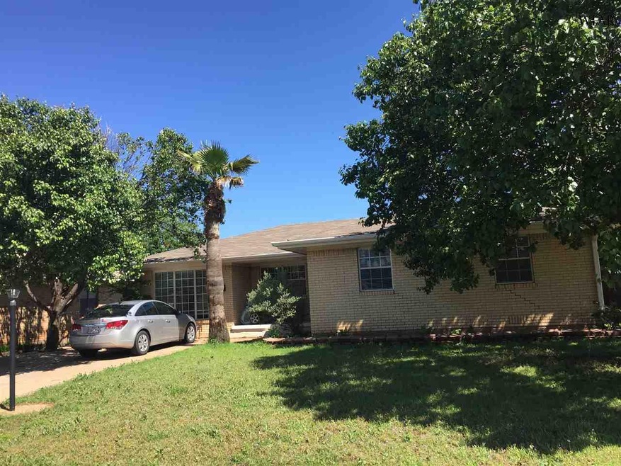 1614 Christine Rd, Wichita Falls, TX 76302 - photo 1