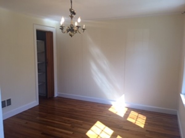 120 Russell Rd unit 1, West Newton, MA 02465 - photo 1