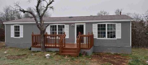 196 Lelon Ln, Springtown, TX 76082 - photo 1