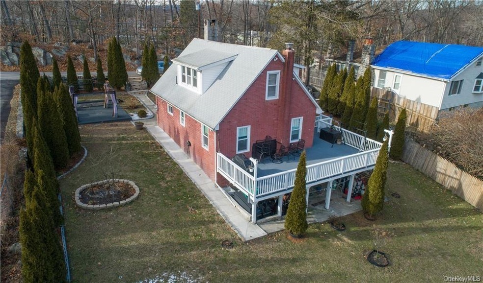 43 Hollowbrook Ln, Cortlandt Manor, NY 10567 - photo 1