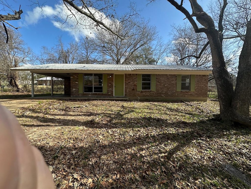 525 3rd St, Magnolia, MS 39652 - photo 1