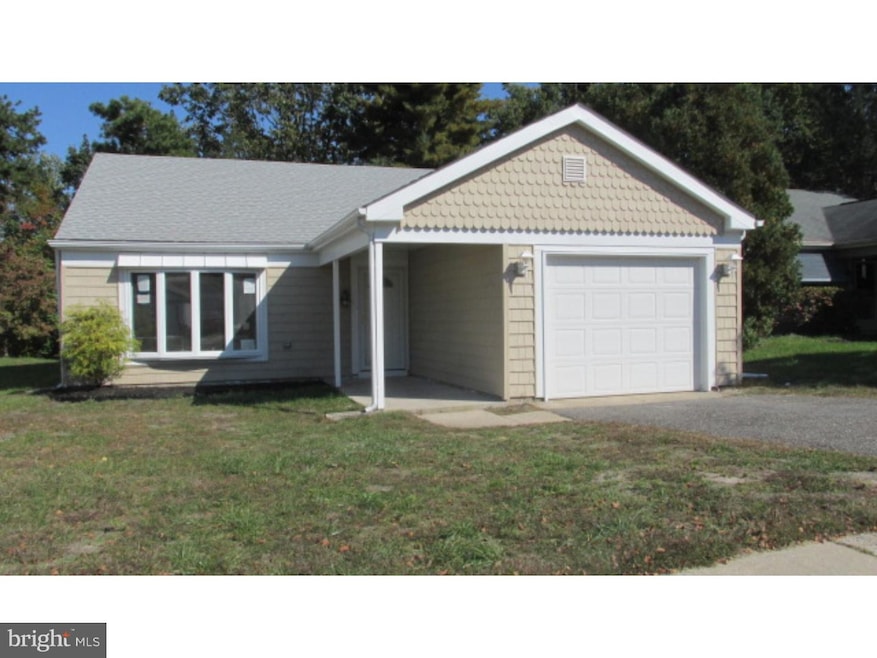 73 Buckingham Dr, Southampton, NJ 08088 - photo 1