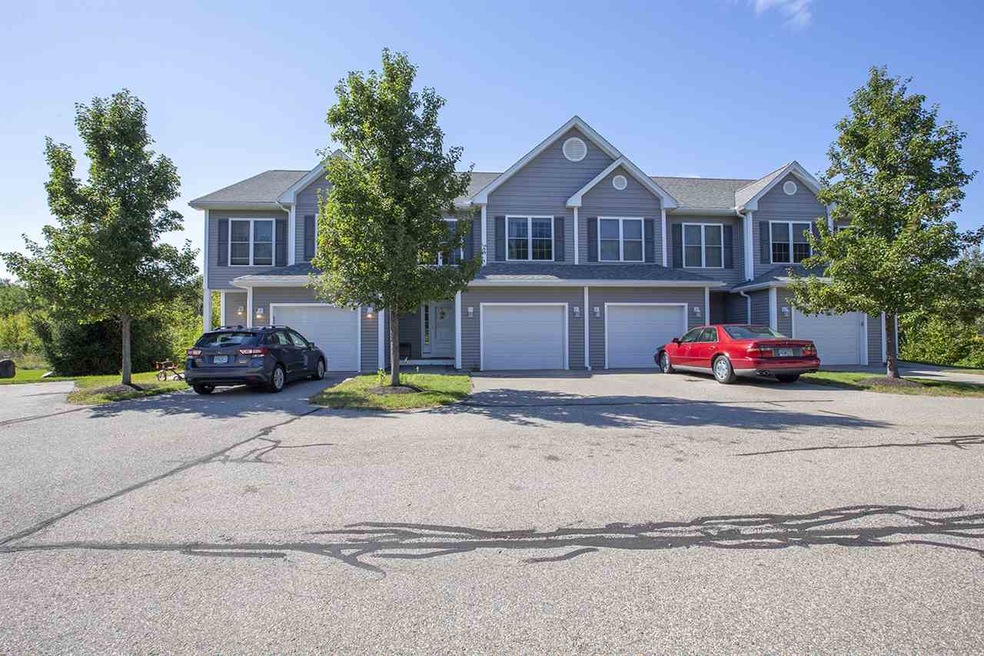 23 Hillside Ln, Newmarket, NH 03857 - photo 1