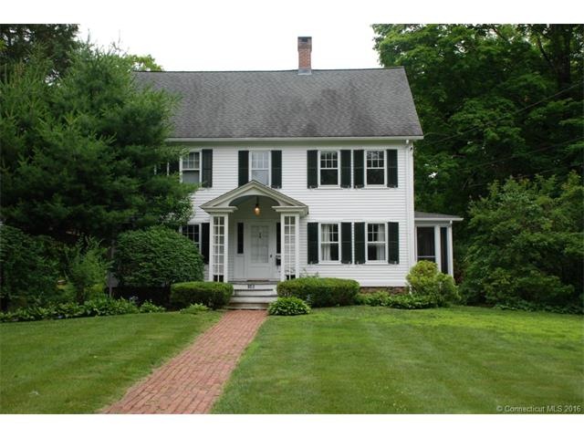 STUNNING COLONIAL IN THE HEART OF FARMINGTON