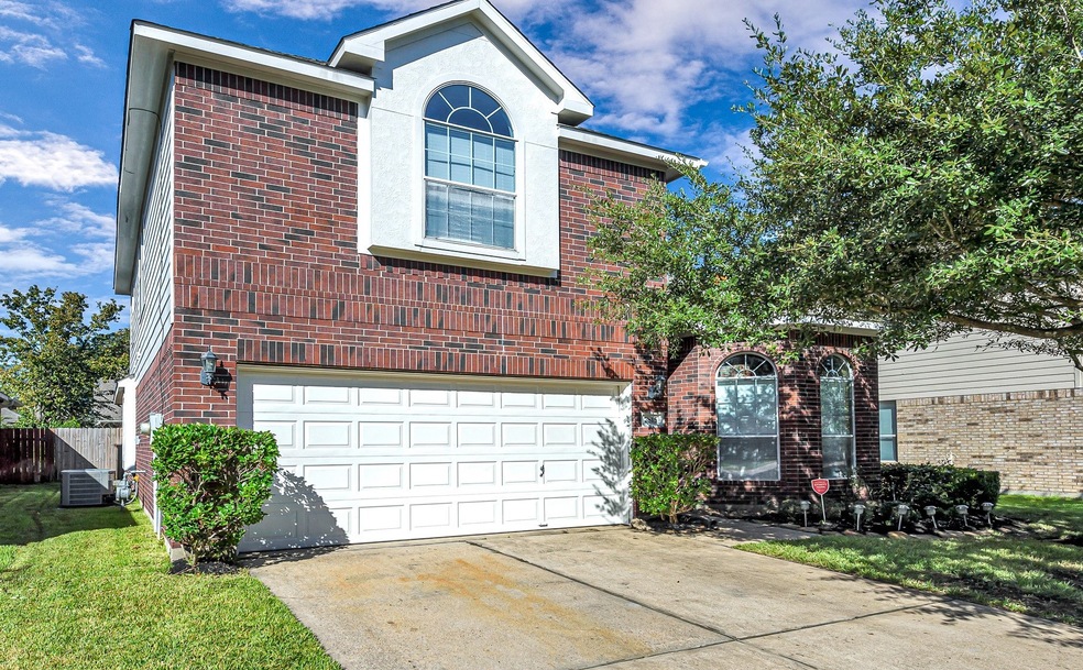 7815 Blue Stream Ct, Houston, TX 77041 - photo 1