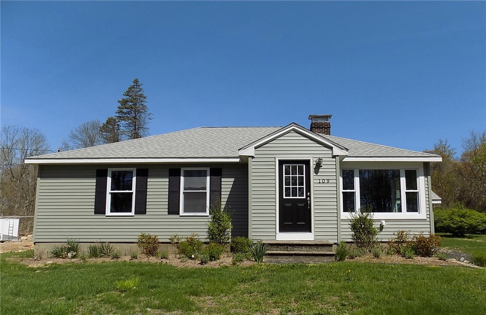 109 Curtis Corner Rd, Wakefield, RI 02879 - photo 1