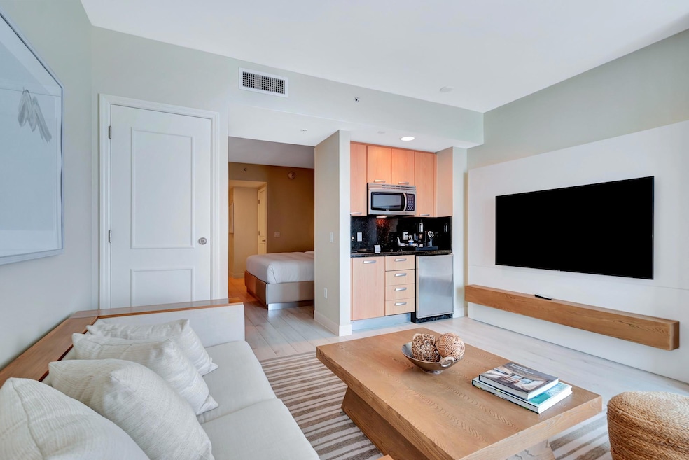 505 N Ft Lauderdale Bch Blvd unit 903, Fort Lauderdale, FL 33304 - photo 1