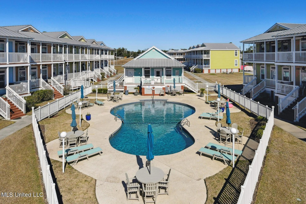 1515 East Beach