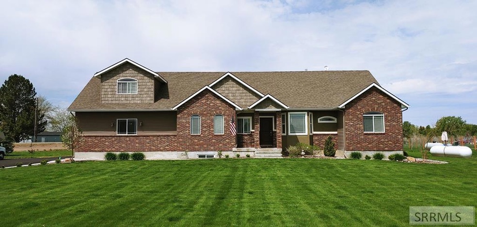 1256 N 590 E, Shelley, ID 83274 - photo 1