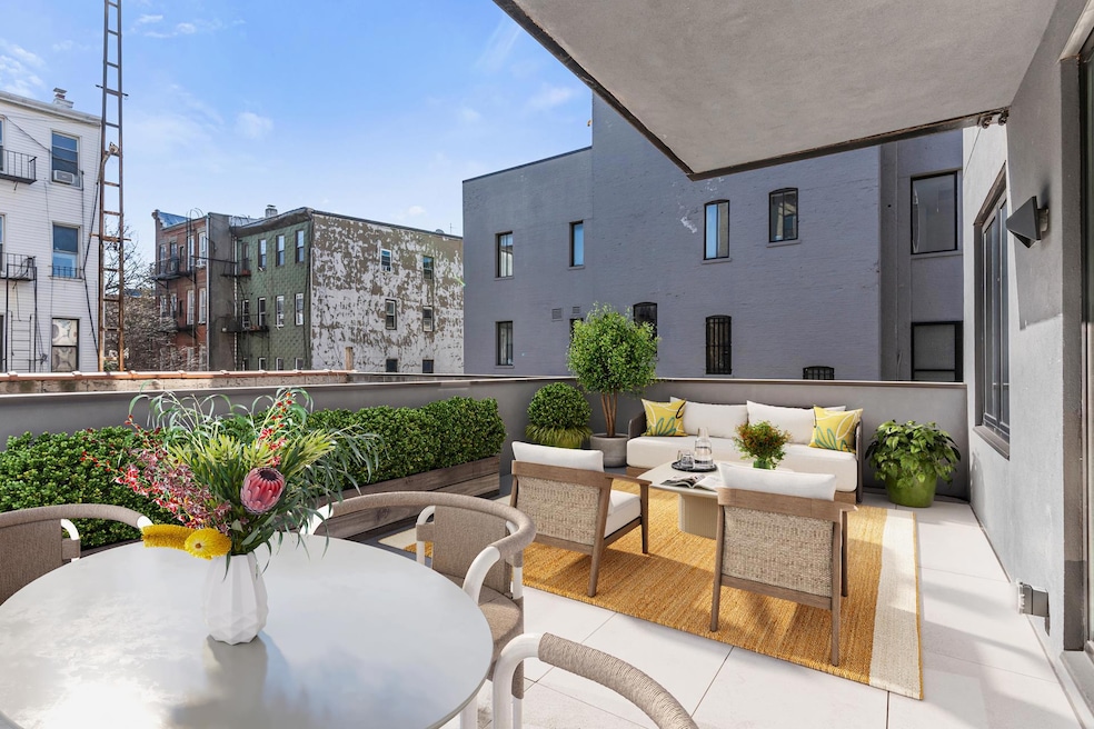 Sold $840,000 • Co-Listing Agent