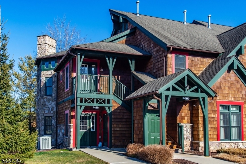 3-11 Pine Crescent unit 11, Vernon, NJ 07462 - photo 1