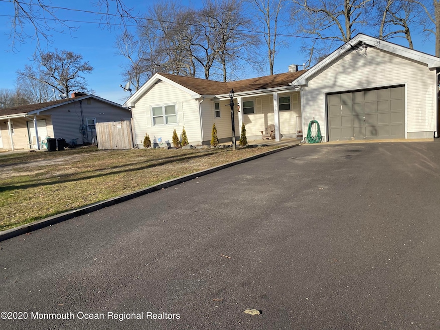 726 Conifer Dr, Forked River, NJ 08731 - photo 1