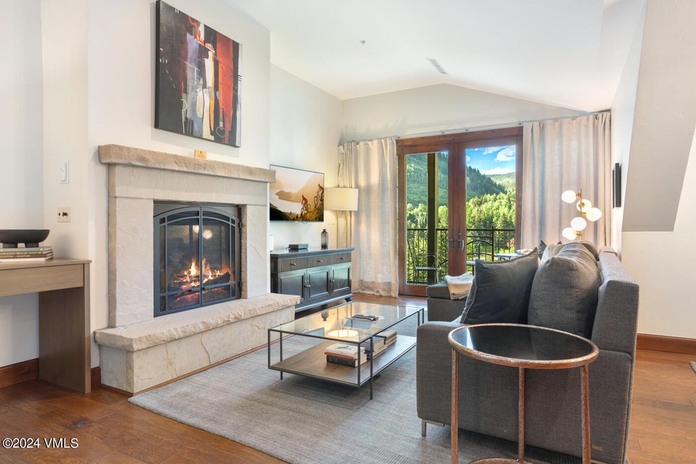 Ritz Carlton Residences 616 MLS-19