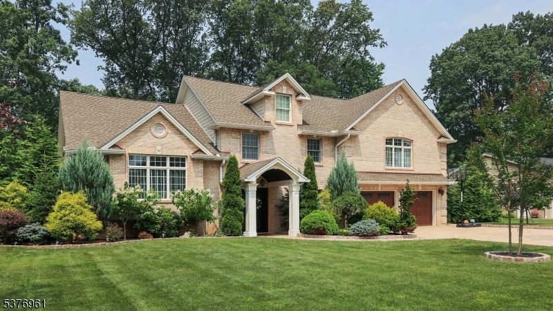 92 Hall Dr, Clark, NJ 07066 - photo 1